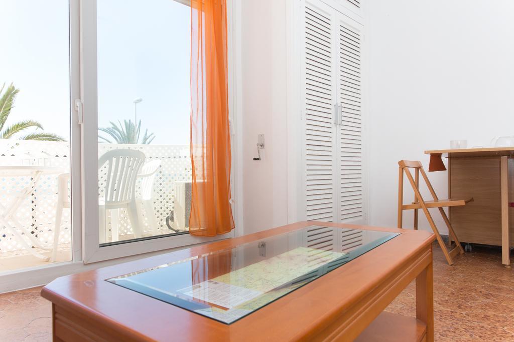Liliane Apartment Sitges Room photo